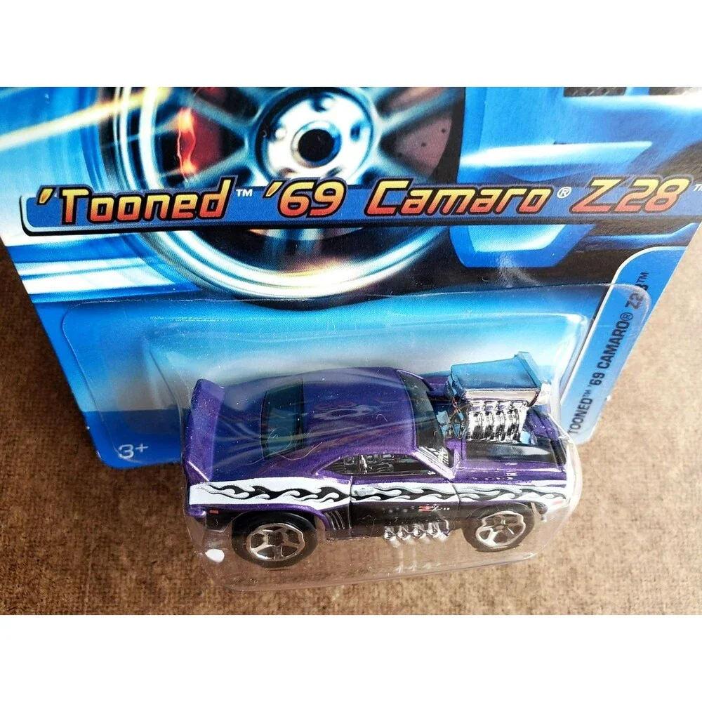 Hot Wheels TOONED '69 CAMARO Z28 Metalflake Purple 124 1:64 K-Mart Exclusive 5SP
